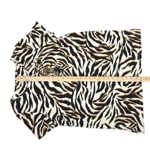 Chicos Zenergy T Shirt Womens 1 US 8/10 Tiger Animal Print Side Slit Stretch - Picture 5 of 16